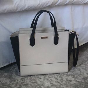 Kate Spade Tote - beige and black!